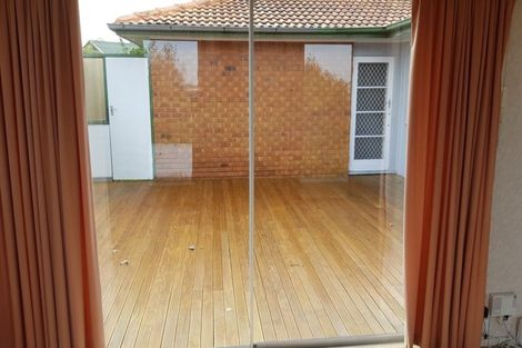 Photo of property in 19c Te Anau Place, Pakuranga Heights, Auckland, 2010