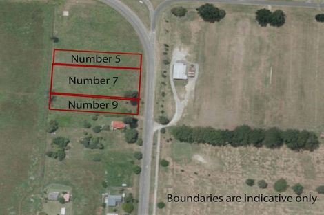 Photo of property in 5 Cook Street, Tolaga Bay, 4077