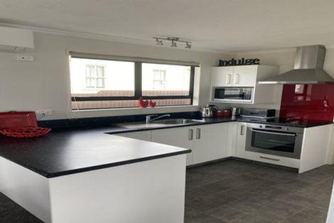 Photo of property in 3/6 Princess Street, Waitara, 4320