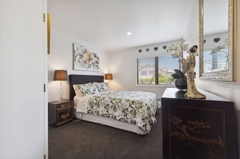 Photo of property in 20b Fulford Street, New Plymouth, 4310