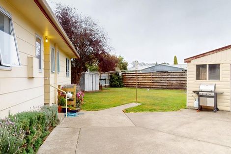 Photo of property in 8 Custom Street, Ashhurst, 4810