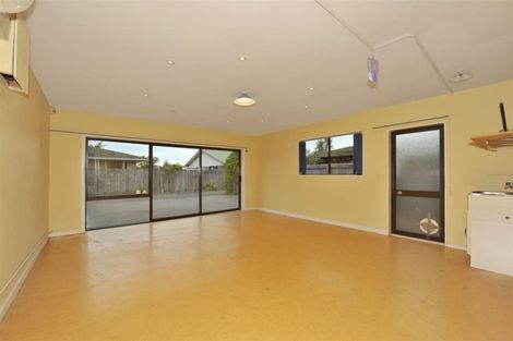 Photo of property in 1/54a Aorangi Road, Bryndwr, Christchurch, 8053