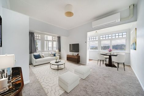 Photo of property in 4/39 Grafton Road, Roseneath, Wellington, 6011