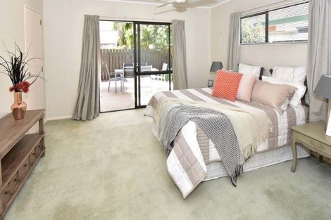 Photo of property in 11a Pine Road, Orewa, 0931