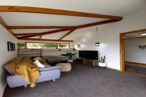 Photo of property in 89 Black Rock Road, Newlands, Wellington, 6037