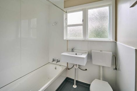 Photo of property in 40 Victory Avenue, Karori, Wellington, 6012