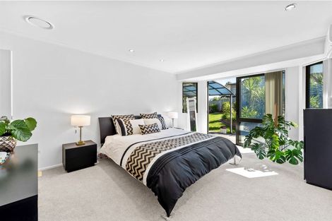 Photo of property in 11 Hugh Green Drive, Pinehill, Auckland, 0632