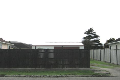 Photo of property in 1 Hollard Grove, Avalon, Lower Hutt, 5011