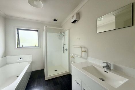 Photo of property in 14a Omata Road, Westown, New Plymouth, 4310