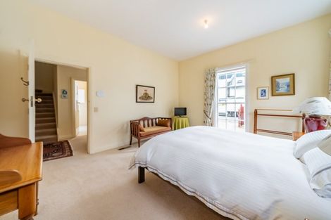 Photo of property in 19 Selwyn Terrace, Thorndon, Wellington, 6011