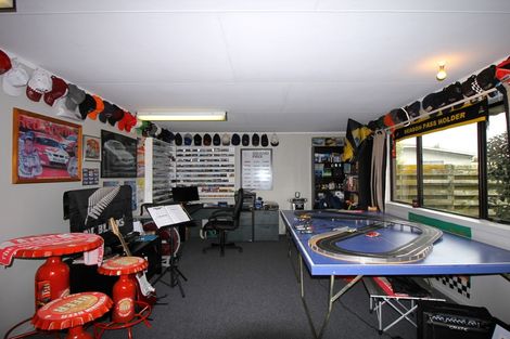 Photo of property in 24 Havill Street, Takaro, Palmerston North, 4410