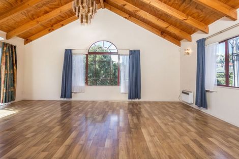 Photo of property in 1 Nash Road, Mount Roskill, Auckland, 1041