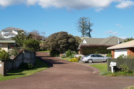 Photo of property in 18 Jan Higgins Place, Golflands, Auckland, 2013