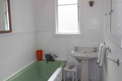 Photo of property in 20 King Street, Tuatapere, 9620