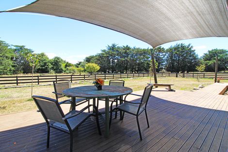 Photo of property in 92 Chester Road, Tawa, Wellington, 5028