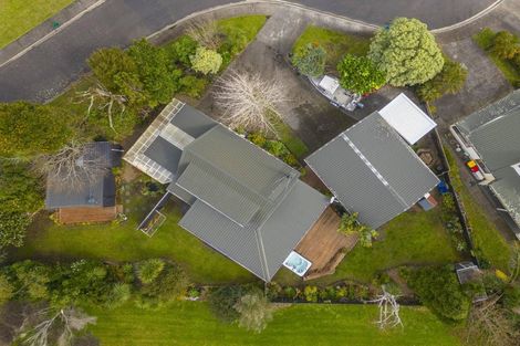Photo of property in 10 Impala Place, Whitianga, 3510
