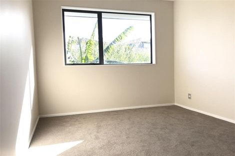 Photo of property in 46 Universal Drive, Henderson, Auckland, 0610