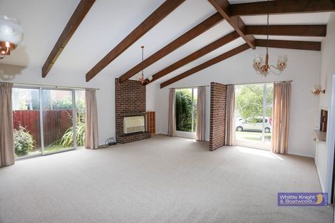 Photo of property in 5 Nanette Street, Upper Riccarton, Christchurch, 8041