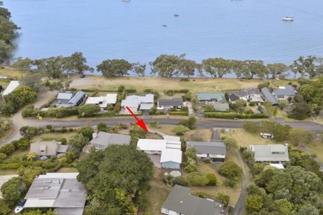 Photo of property in 6 Buckleton Road, Tawharanui Peninsula, Matakana, 0986
