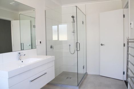 Photo of property in 44 Rochdale Drive, Churton Park, Wellington, 6037