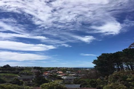 Photo of property in 14 Malters Place, Browns Bay, Auckland, 0630