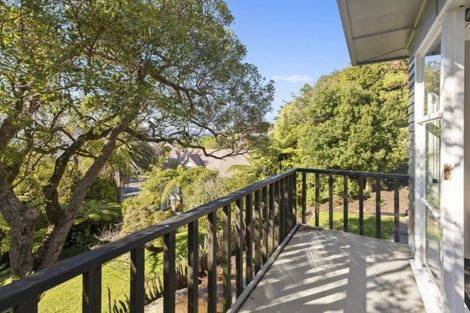 Photo of property in 149 Miromiro Road, Normandale, Lower Hutt, 5010