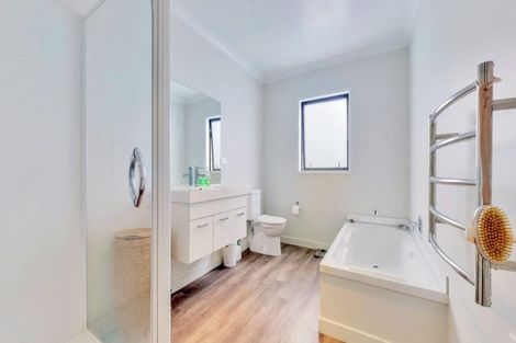 Photo of property in 129 Kennedy Road, Pyes Pa, Tauranga, 3112