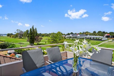 Photo of property in 68 Links View Drive, Omokoroa, 3114