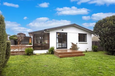 Photo of property in 1/1 Greers Road, Ilam, Christchurch, 8041