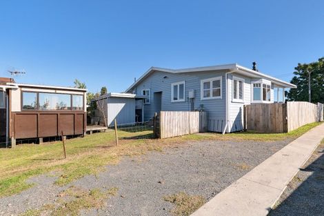 Photo of property in 14 Dunlop Road, Te Puke, 3119
