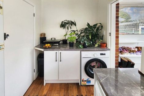 Photo of property in 10 Amberley Grove, Hutt Central, Lower Hutt, 5010