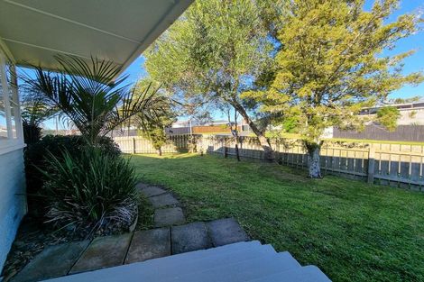 Photo of property in 110 Lancaster Road, Beach Haven, Auckland, 0626