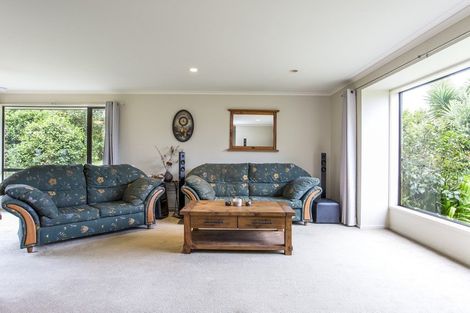Photo of property in 60 Omana Avenue, Shelly Beach, Helensville, 0874