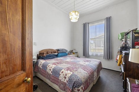 Photo of property in 49 Parris Street, Waitara, 4320