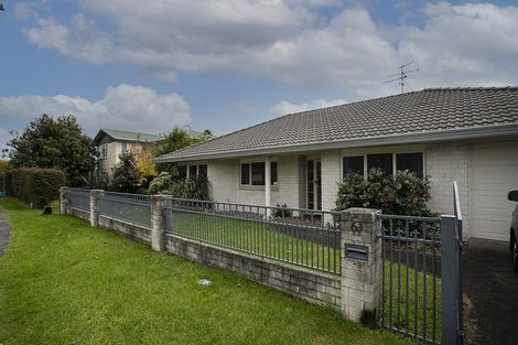 Photo of property in 63 Ngatai Road, Otumoetai, Tauranga, 3110