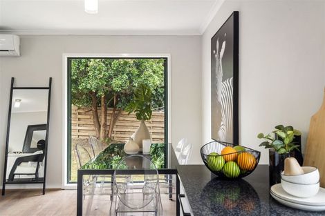 Photo of property in 2/14 Moxham Grove, Massey, Auckland, 0614