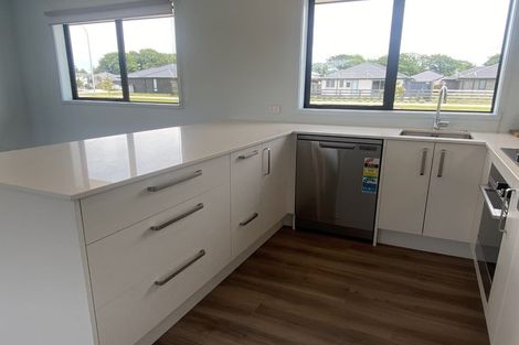 Photo of property in 2 Jasmine Street, Woodend, 7610