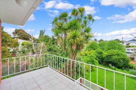 Photo of property in 4/26 Copley Street, New Lynn, Auckland, 0600