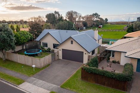 Photo of property in 4 Haven Grove, Papamoa Beach, Papamoa, 3118