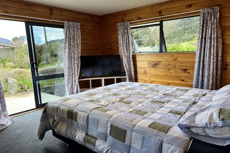 Photo of property in 1566 Lake Brunner Road, Inchbonnie, Kumara, 7875