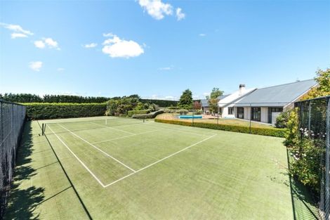 Photo of property in 450 Stoney Creek Road, Kelvin Grove, Palmerston North, 4470