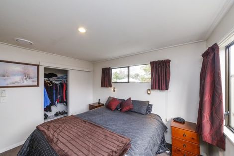 Photo of property in 25 Follett Street, Marton, 4710