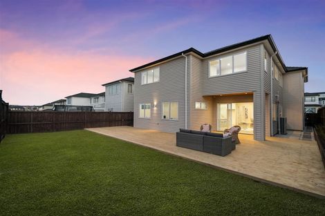 Photo of property in 16 Puoro Street, Flat Bush, Auckland, 2019