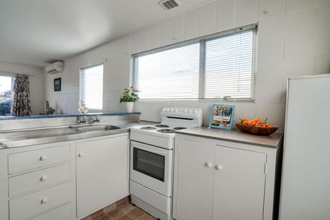 Photo of property in 2/128 Hastings Street East, Sydenham, Christchurch, 8023