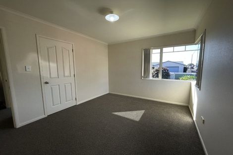 Photo of property in 332a Devon Street West, New Plymouth, 4310