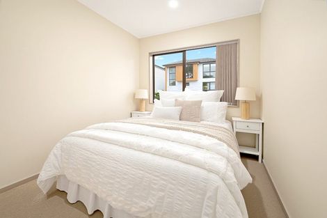 Photo of property in 2/27 Rata Street, New Lynn, Auckland, 0600