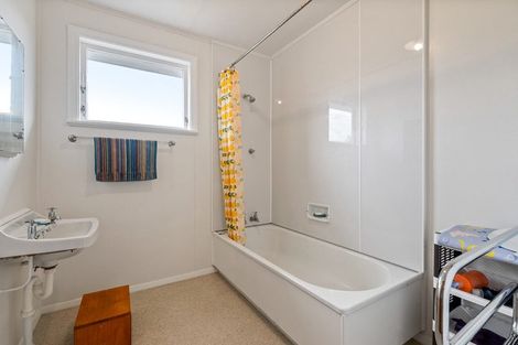 Photo of property in 4 Camrose Grove, Kingston, Wellington, 6021