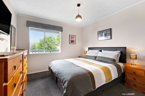 Photo of property in 4b Sarah Way, Crofton Downs, Wellington, 6035