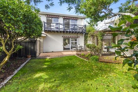 Photo of property in 1/4 Frater Avenue, Milford, Auckland, 0620