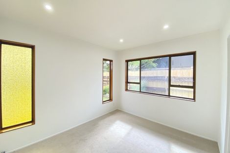 Photo of property in 3 Balgowan Terrace, Conifer Grove, Takanini, 2112